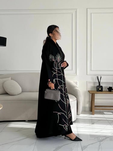 تطريز من الامام