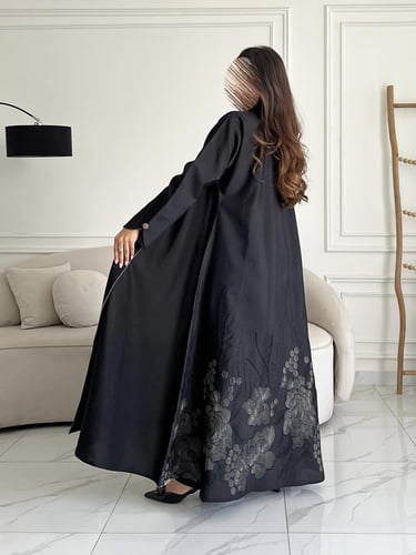 كريب تطريز بالخلف