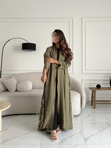 كريب تطريز بالخلف