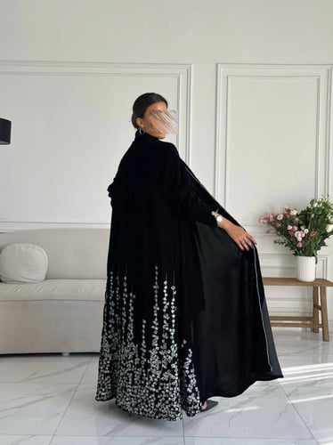 مخمل تطريز بالخلف