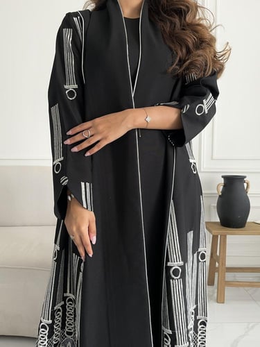 كريب تطريز بالجوانب