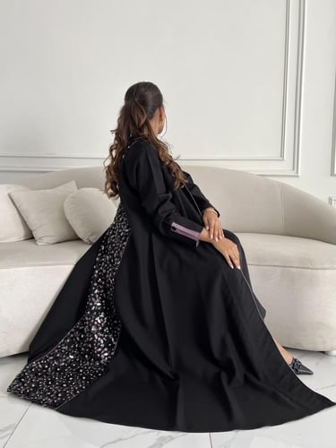 كريب تطريز بالخلف