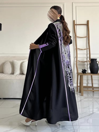 كريب تطريز بالخلف