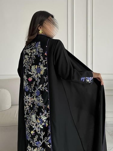 كريب تطريز بالخلف