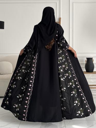 كريب تطريز بالجوانب