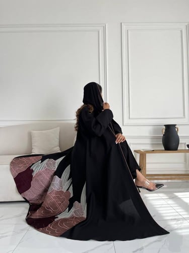 كريب تطريز بالخلف