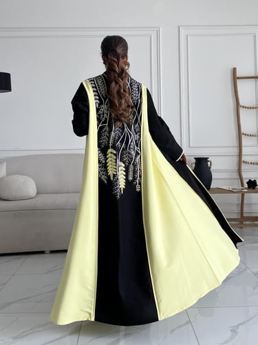 كريب تطريز بالخلف