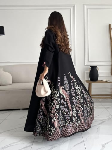 كريب تطريز بالخلف