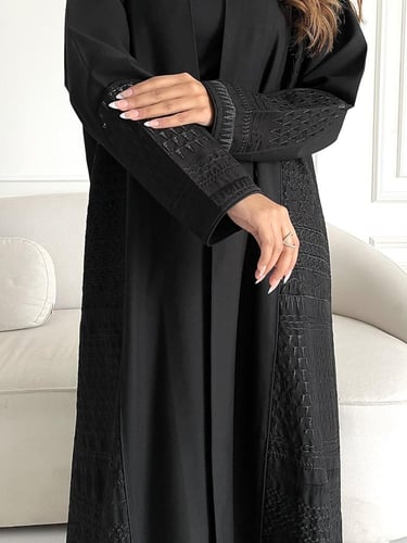 كريب تطريز بالجوانب