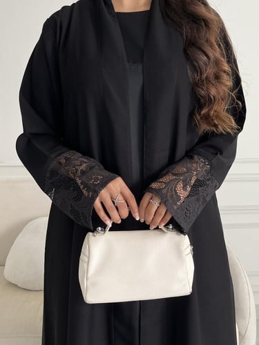 كريب تطريز بالخلف