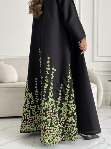 كريب تطريز بالخلف