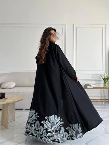 كريب تطريز بالخلف