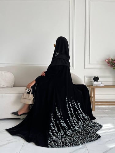 مخمل تطريز بالخلف