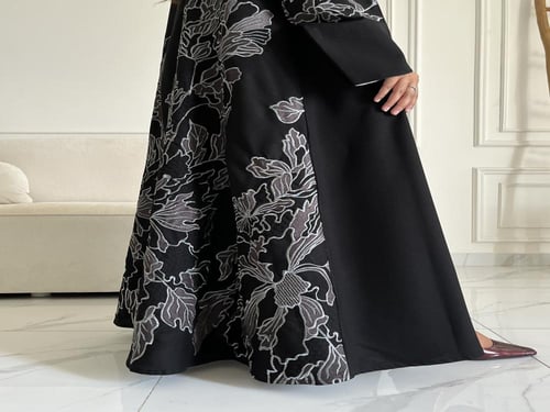 كريب تطريز بالخلف