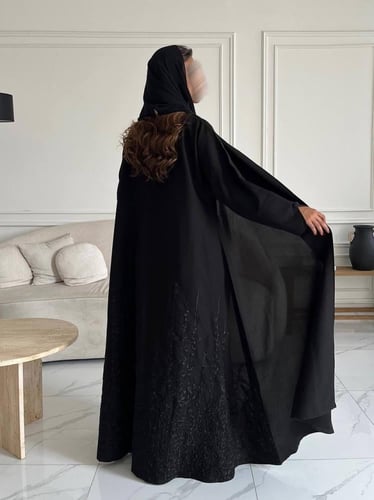 كريب تطريز بالخلف