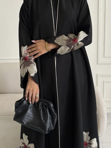 كريب تطريز بالخلف