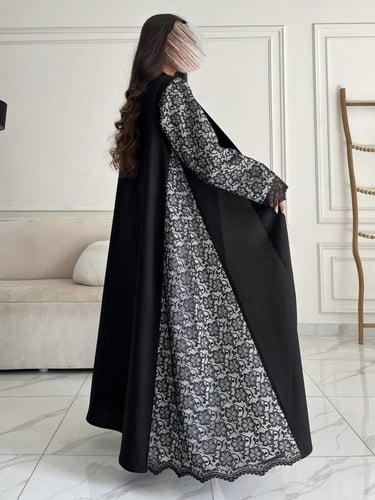 كريب تطريز بالخلف