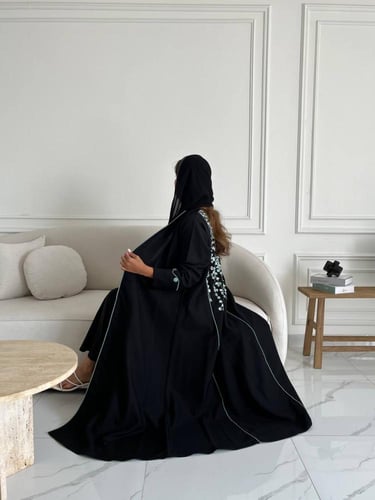 كريب تطريز بالخلف