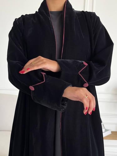 مخمل تطريز بالخلف