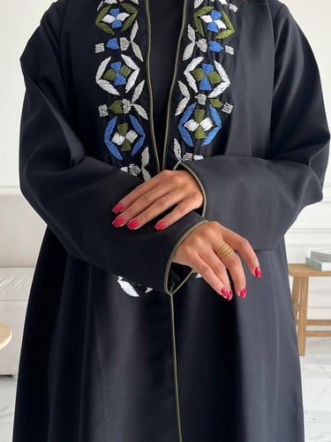 شك مع قيطان