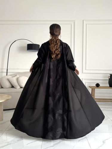 كريب تطريز بالخلف