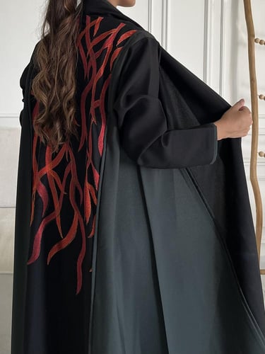 كريب تطريز بالخلف