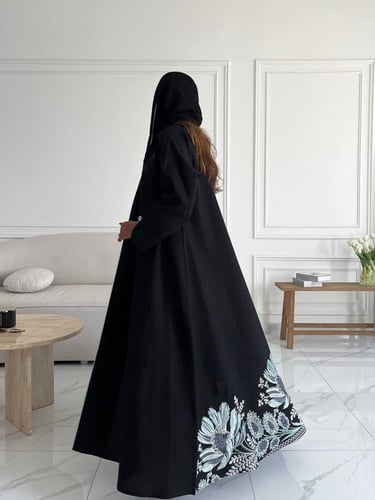 كريب تطريز بالخلف