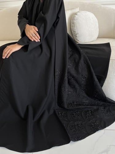 كريب تطريز بالخلف