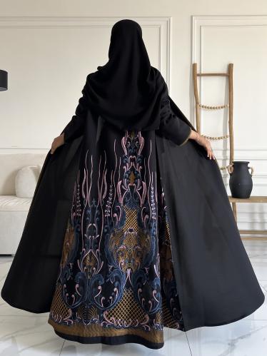 كريب تطريز بالخلف