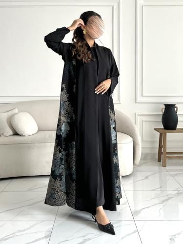 كريب تطريز بالجوانب