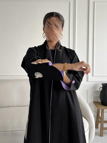 كريب تطريز بالخلف