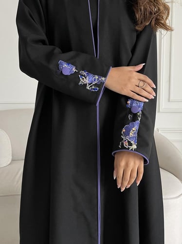 كريب تطريز بالخلف