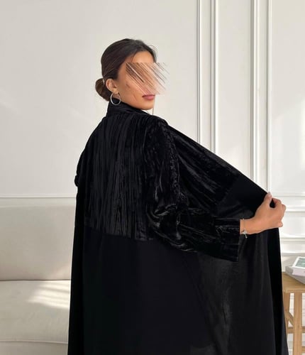 مخمل نص كلوش