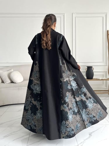 كريب تطريز بالجوانب