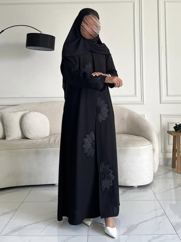 كريب تطريز بالخلف