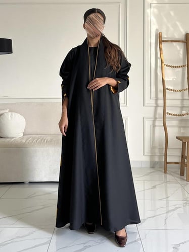 كريب تطريز بالخلف