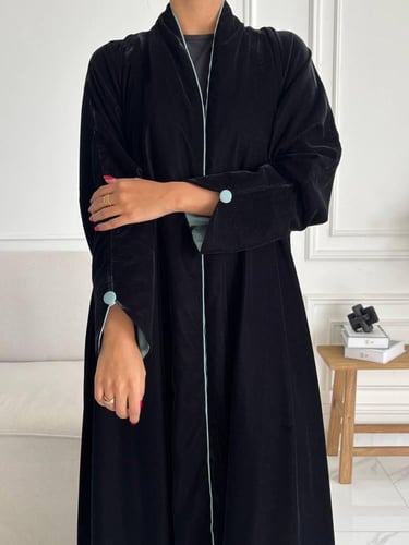 مخمل تطريز بالخلف