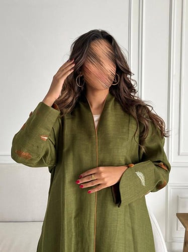 كريب تطريز بالخلف