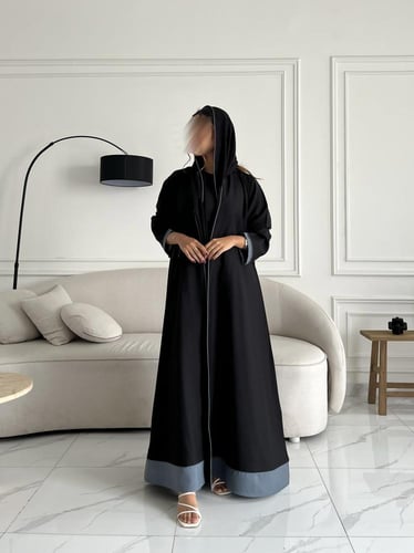 رسم يدوي بالخلف