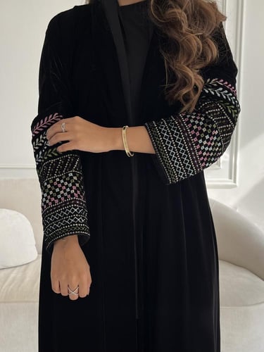 مخمل تطريز بالكم