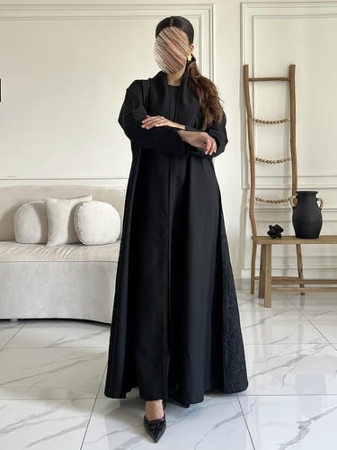 كريب تطريز بالخلف