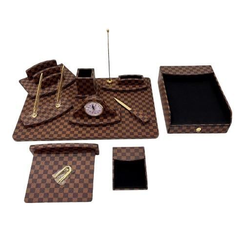 طقم مكتب بني مربعات جلد فاخر 10 قطع