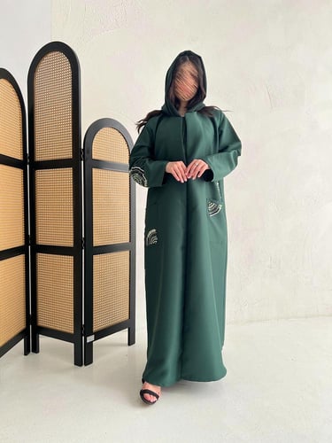 عباية قماش كوبرا واقف شك كريستالي فاخر