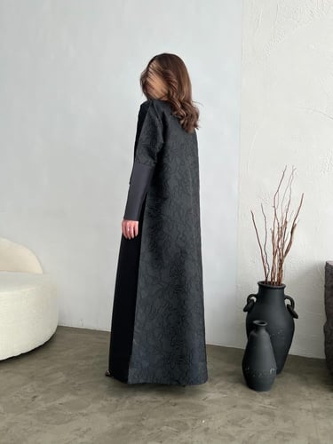 عباية قماش تفتة (كوبرا )بجزء علوي من الجاكار