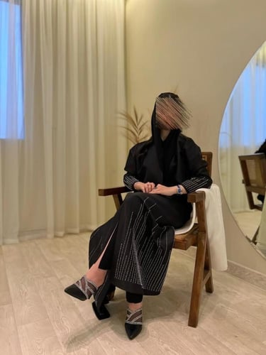 عباية بقماش تفتة كوبرا شك خطوط ناعم