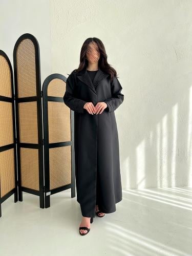 عباية لون أسود قصة ستريت قماش كوبرا