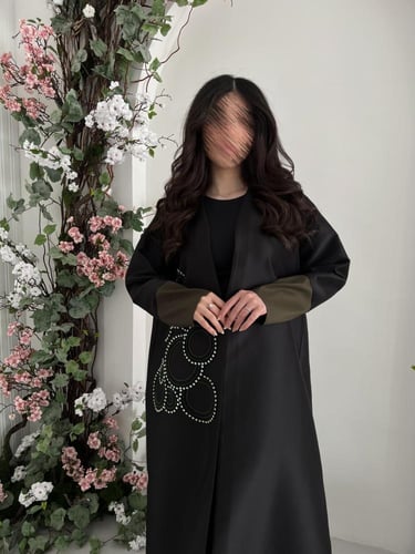 عباية بليزر بقماش تفتة كوبرا شك دوائر