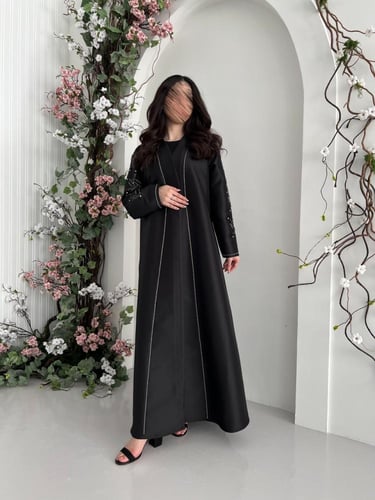 عباية بقماش كوبرا الواقف مع شك خرز على الأكمام