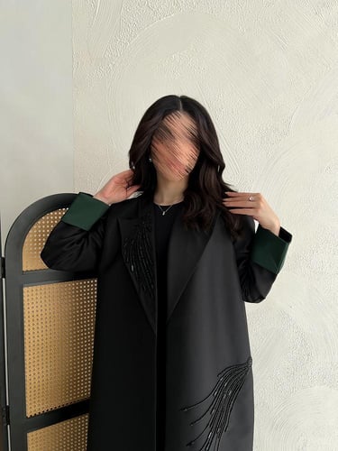 عباية بليزر بقماش تفتة كوبرا شك مميز