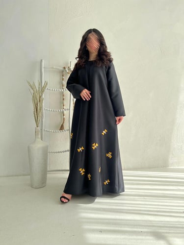 عباية قماش كوبرا واقف بشك الفراشة الأصفر